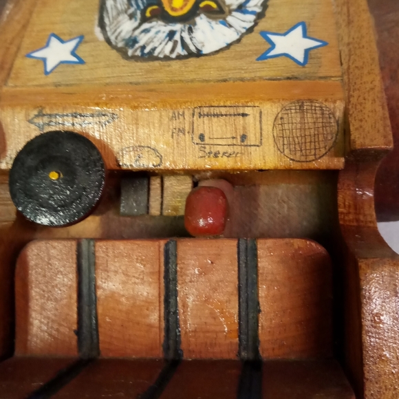 Vintage Handcrafted Wooden Antique Roadster Classical Car - Picture 12 of 13